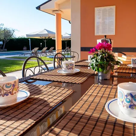 Villino Blu 12 Pax In Tuscany With Private Pool فيلة لورو تْشووفينّا